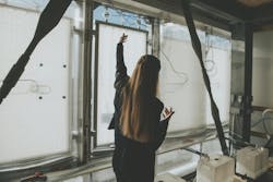 Christina Eisenbarth, HydroSKIN’s inventor, demonstrating the system. Photo: Institute of Lightweight Structures and Conceptual Design Christina Eisenbarth, HydroSKIN’s inventor, demonstrating the system. Photo: Institute of Lightweight Structures and Conceptual Design