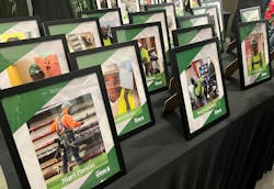 12 A%20 Messer%20 %20 Uwdi%20grad%20photos